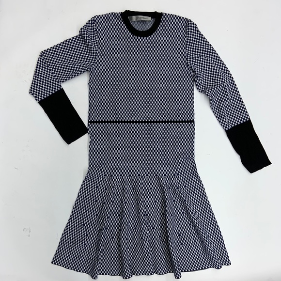 Sportmax Dresses & Skirts - Sportmax‎ long sleeve jacquard stretch knit sweater dress Sz L